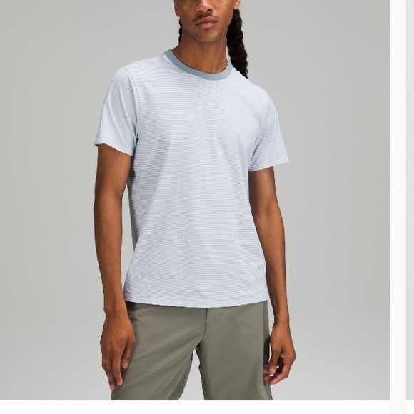 Lululemon 5-year basic tee - Picture 1 of 2